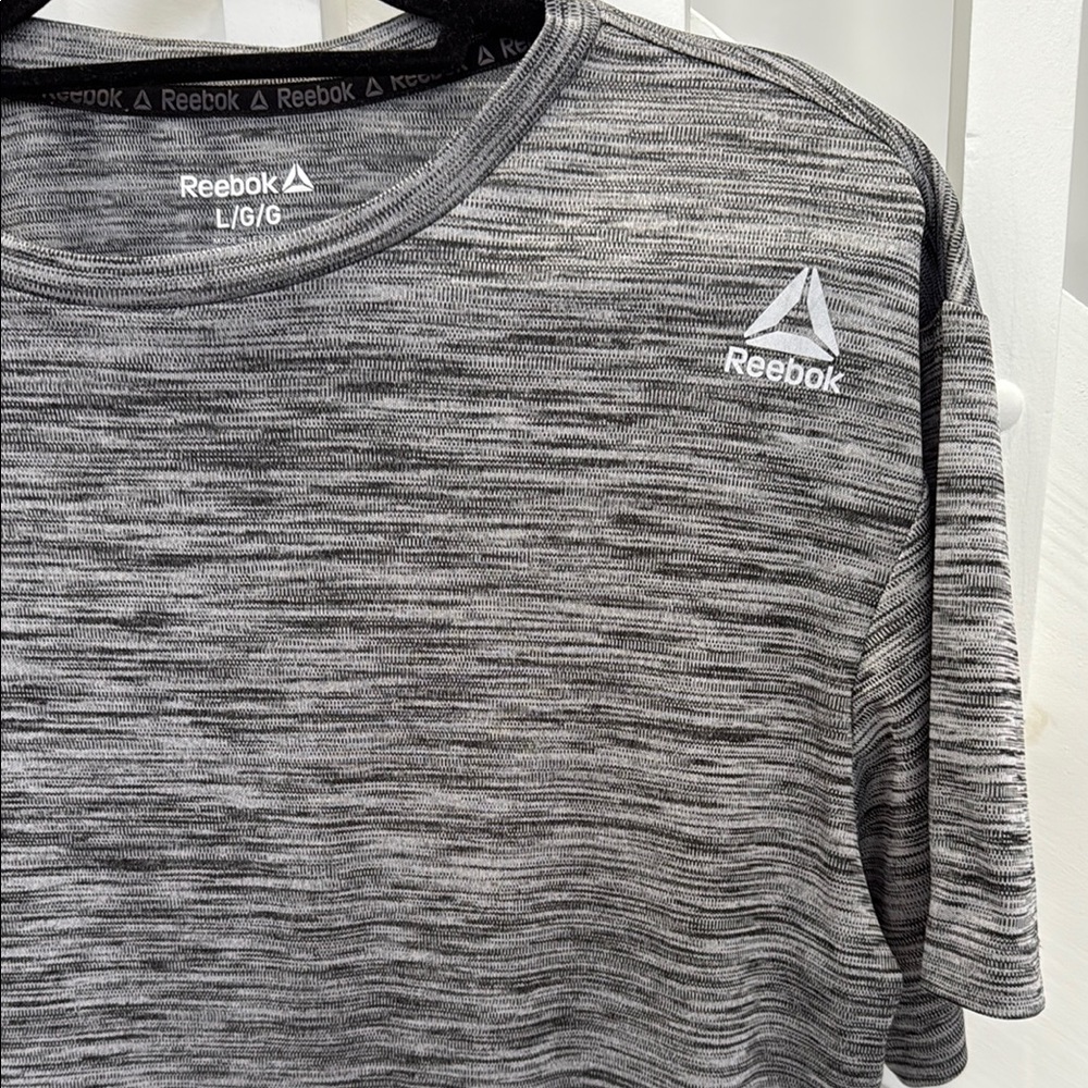 Reebok Men's Neptune Crewneck T-Shirt - Picture 4 of 8